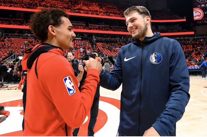 送别队长，浙江球迷打出两幅tifo致敬弗兰克