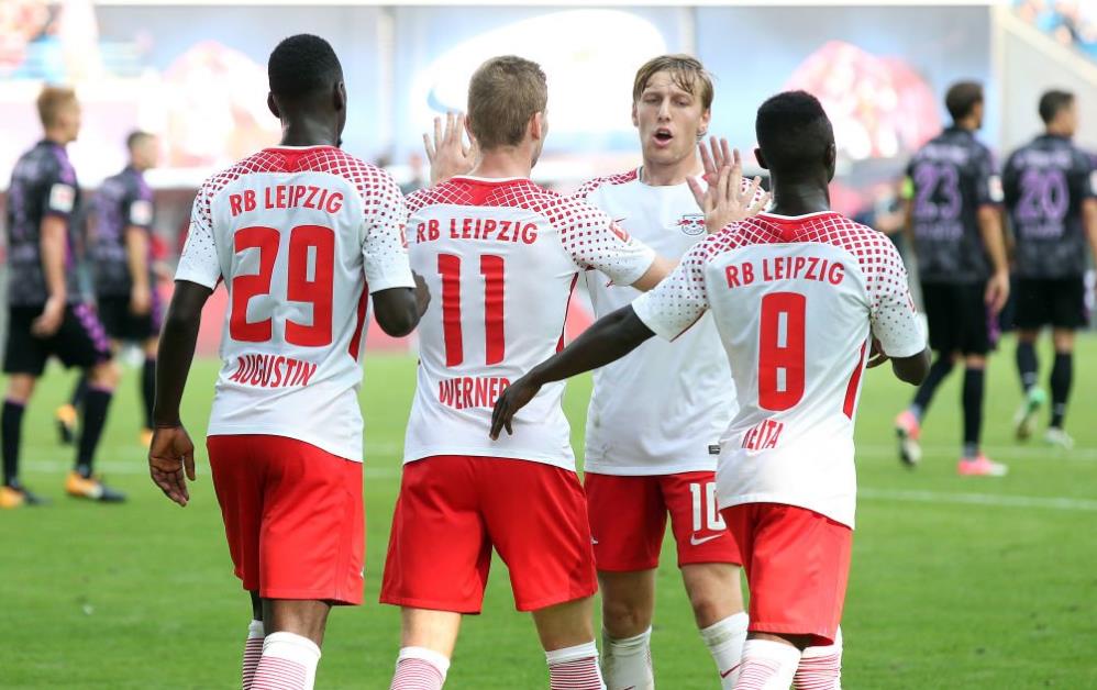 联盟官方：国王后卫丹尼斯-施罗德被停薪禁赛3场