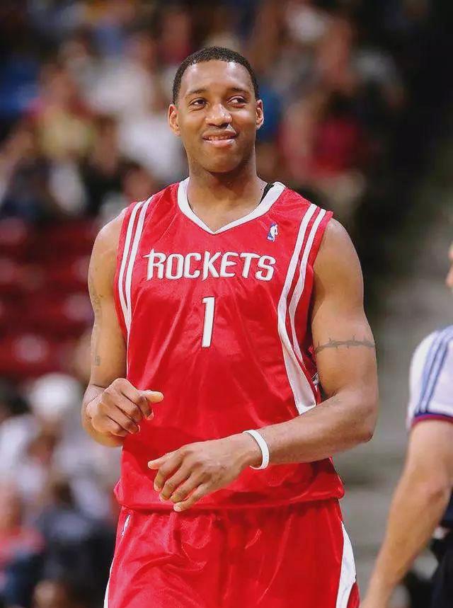 米兰体育总监：亚沙里和莫德里奇关系很好，他经常和莫德里奇交流