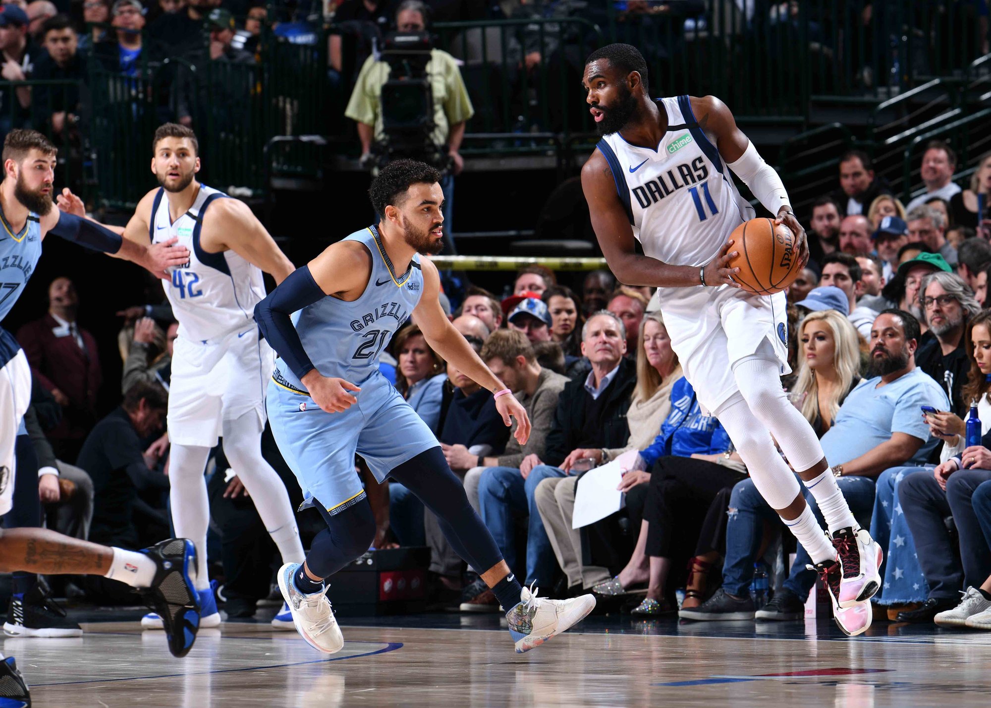 纽约洋基队季后赛失利后，老板表示不会解雇主帅布恩