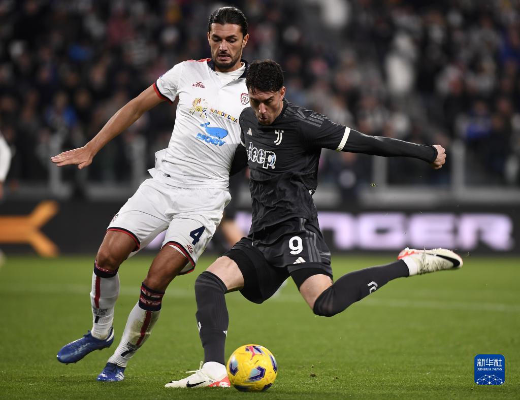 伊涅斯塔：会想念踢球的时光；进巴萨一线后每天都会观察哈维