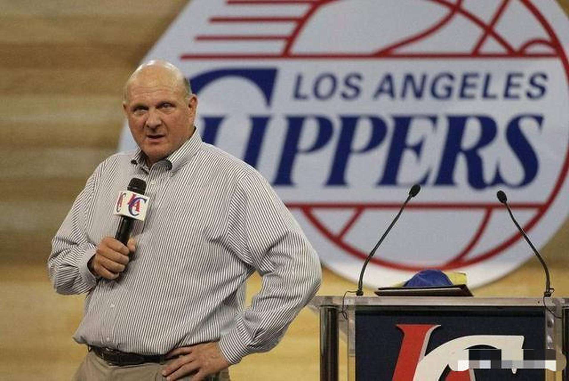 棒球与版权经济：解析大联盟“黑幕规则”如何限制本地球迷观赛