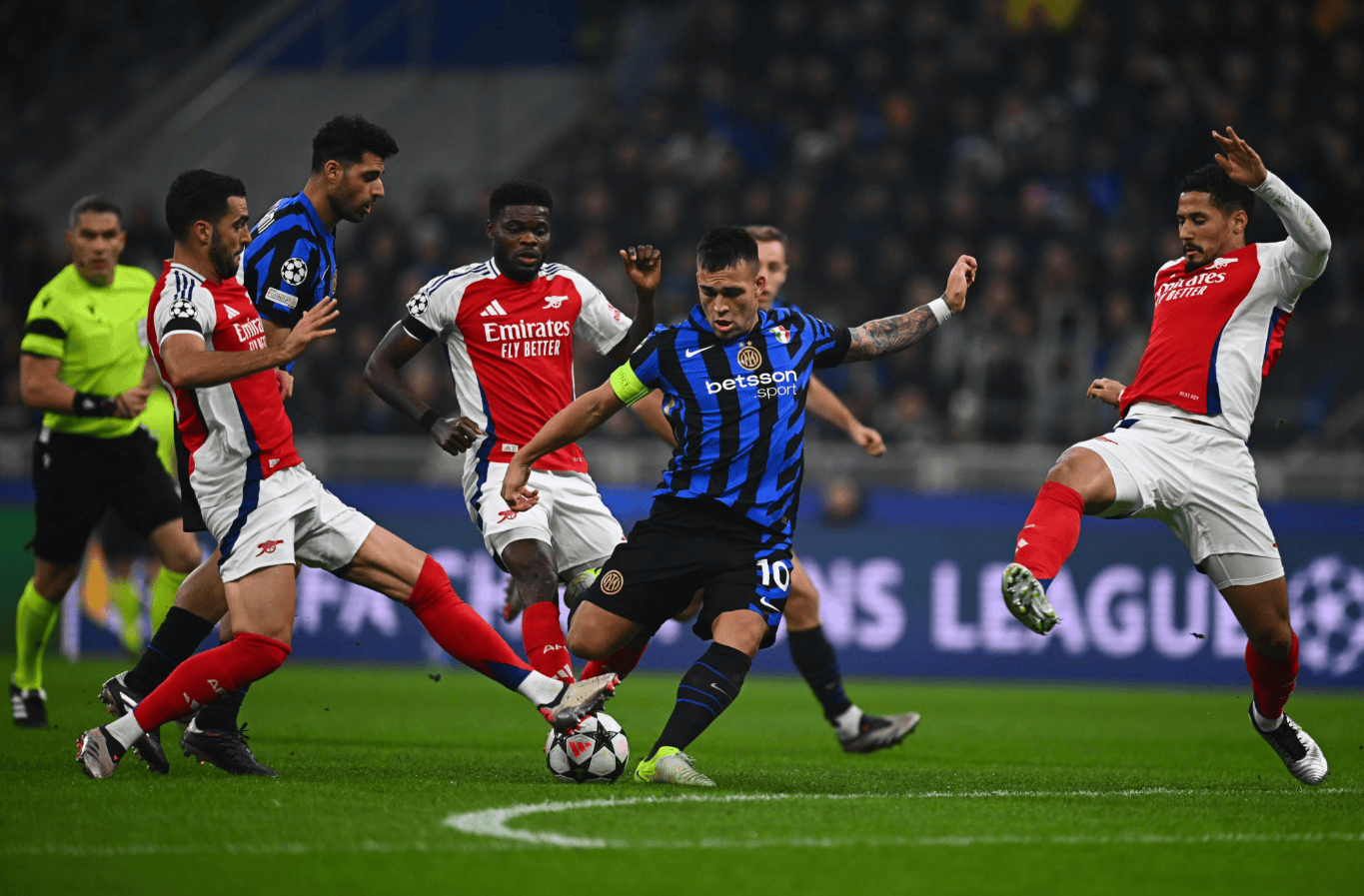 1射0正！利物浦亿元先生首发68分钟几乎隐形 数据惨淡态度更差