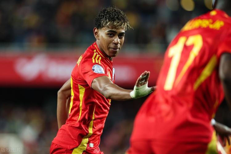 王俊凯受邀成为2025电竞世界杯中国唯一推广大使