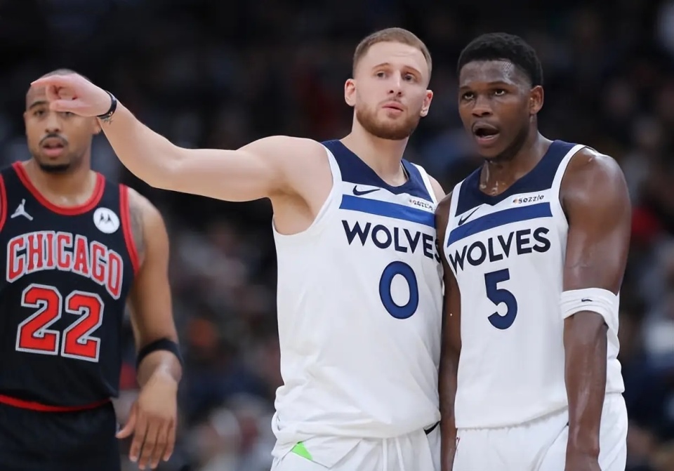 跑马拉松一定要量力而行，这名选手的状态真吓人……