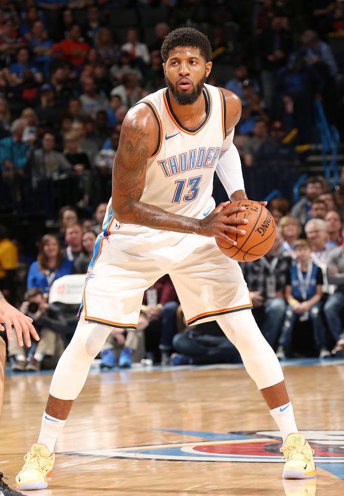 无奈吐槽！伦纳德：一拿球就被包夹，这局面我能咋办？